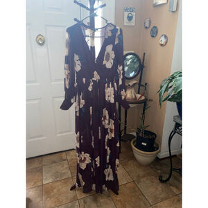 Women's Fashion Nova Maxi Dress M Burgundy White